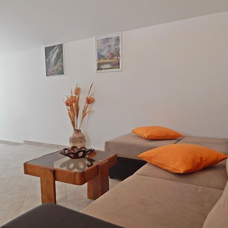 Apartments Moni Split Bagian luar foto