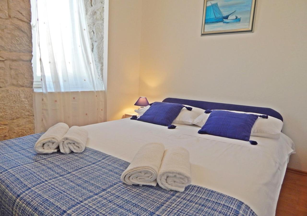Apartments Moni Split Bagian luar foto